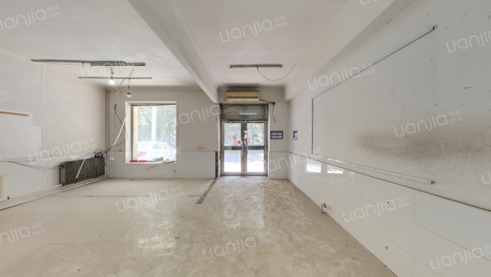 靓马新村二手房实景图