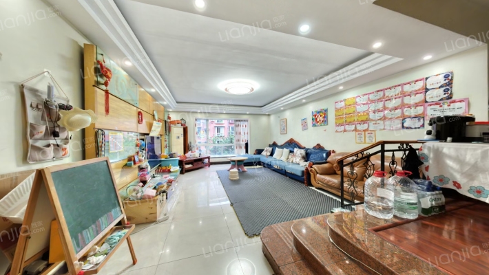 欣光花苑二手房实景图