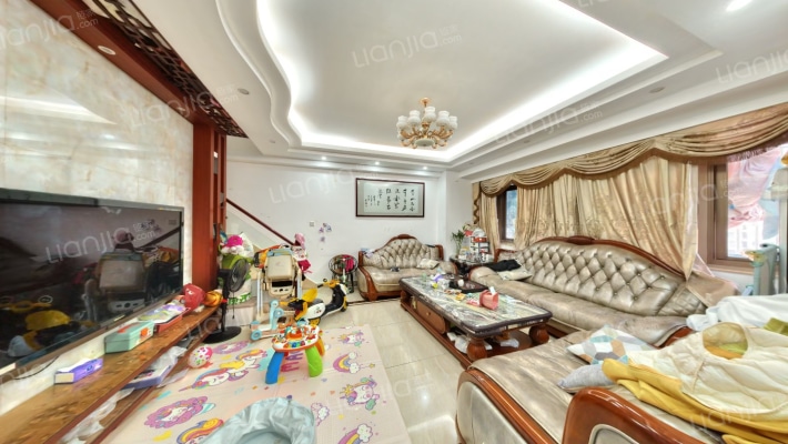 世界贸易广场二手房实景图