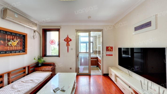 山师北街8号院二手房实景图