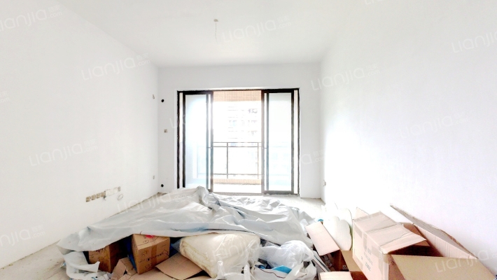 保利春天里二手房实景图