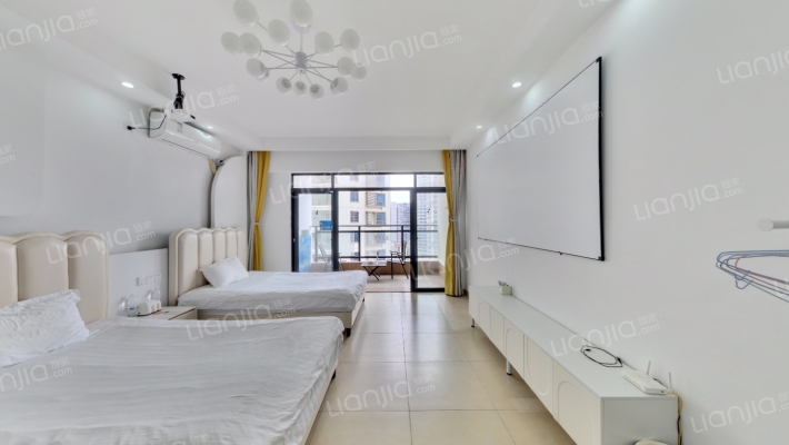 三亚金凤凰海景公寓二手房实景图