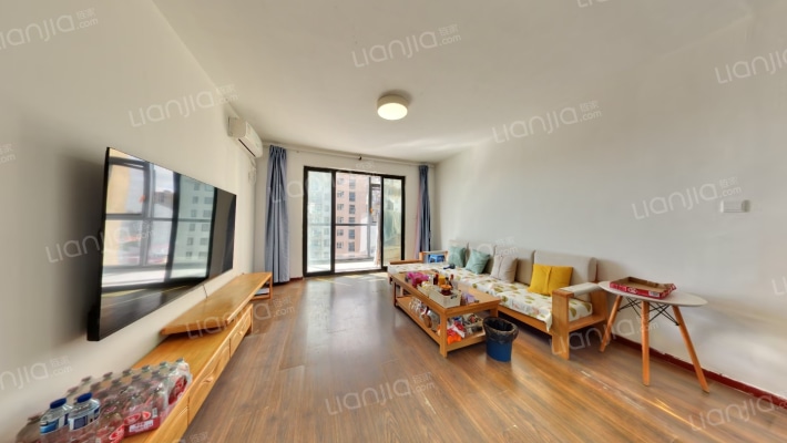 顺驰凤凰花园二手房实景图