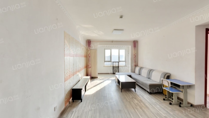 莲花居二手房实景图