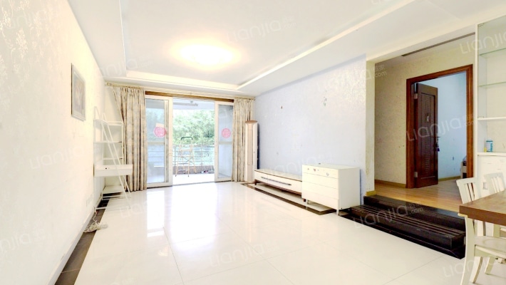 光彩山居岁月二手房实景图