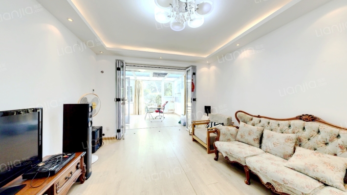 蓝调沙龙西区二手房实景图