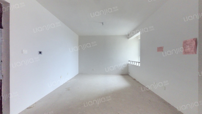 国华天域二手房实景图