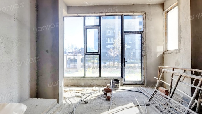 蓝湾小镇二手房实景图