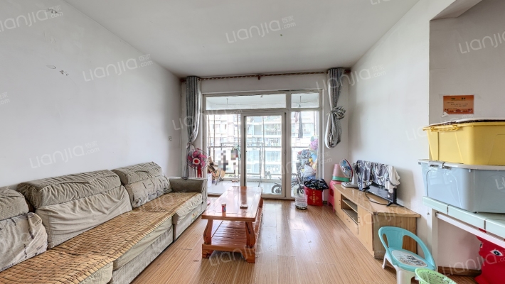 成铁安靖花园二手房实景图