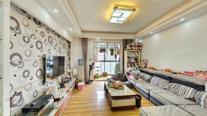 九坤五环华城二手房实景图