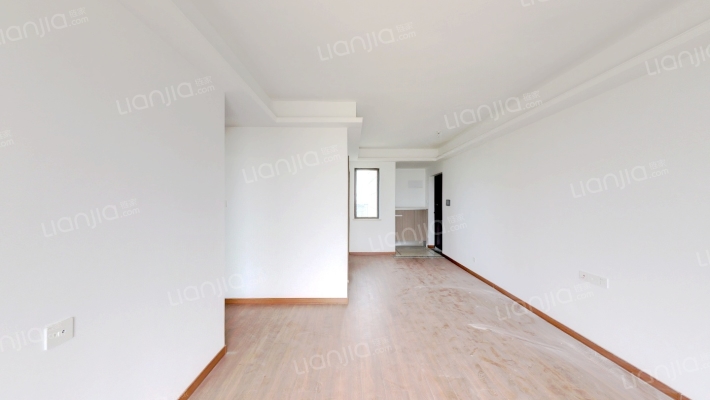 鸿海沁园二手房实景图