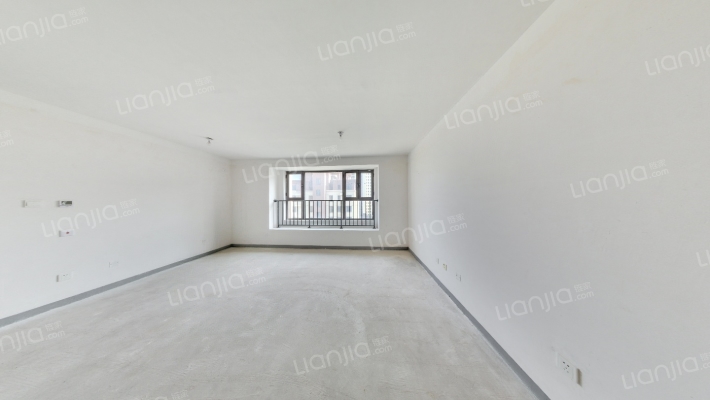 雅悦华邸二手房实景图