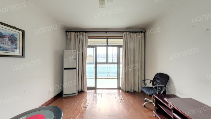 国际花都郁金苑二手房实景图