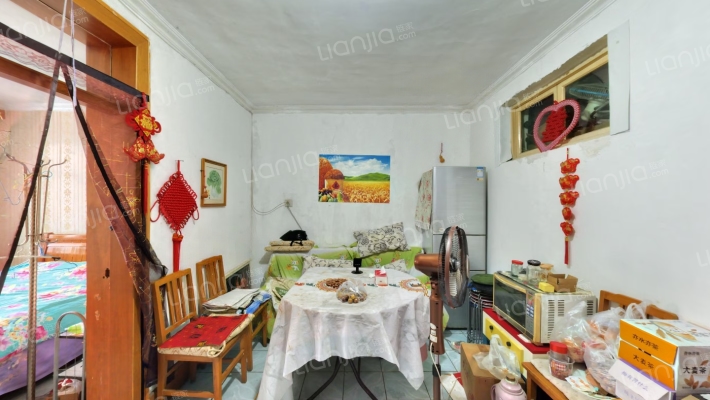 无线电十六厂宿舍二手房实景图