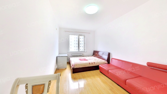 宜居家园C区二手房实景图