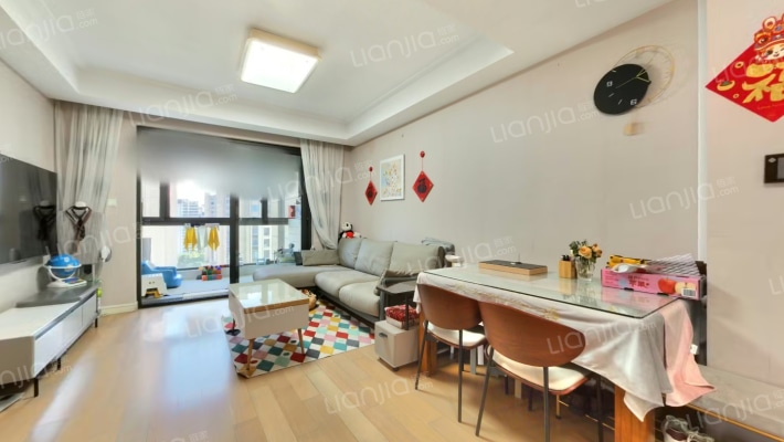 月亮湾3号美颂花园二期二手房实景图