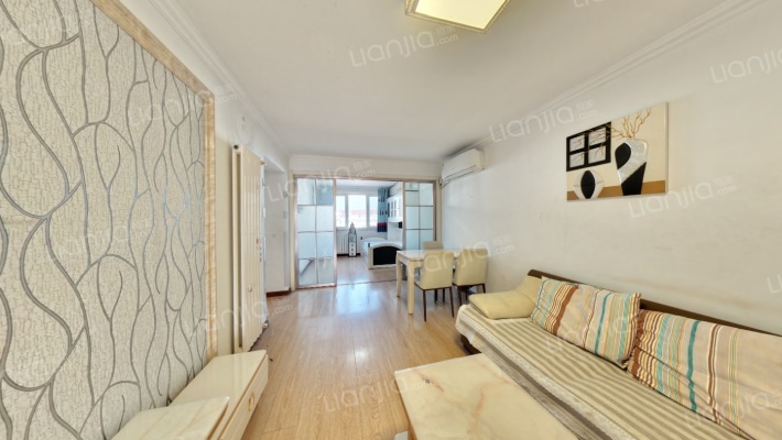 东方小区二手房实景图