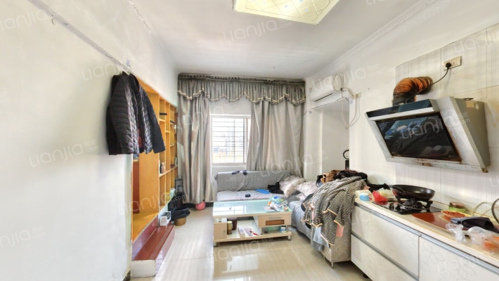 青年城二手房实景图