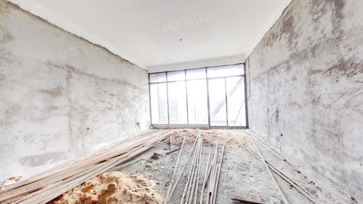 万科四季花城别墅二手房实景图