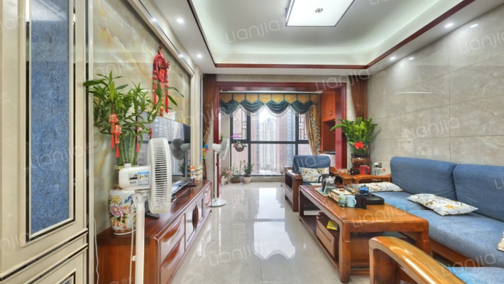 恒地悦山湖花园二手房实景图