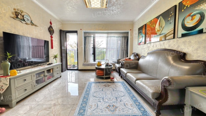 中信富春山居二手房实景图