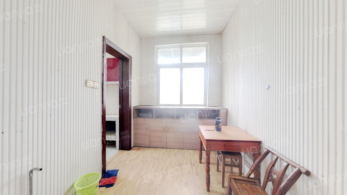 原第二制线厂家属院二手房实景图