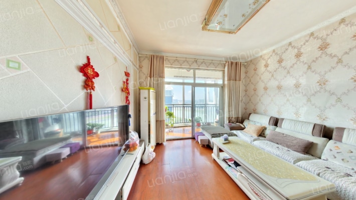 金波揽月二手房实景图