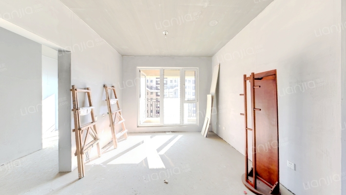 龙湖阳光城雲峰原著二手房实景图