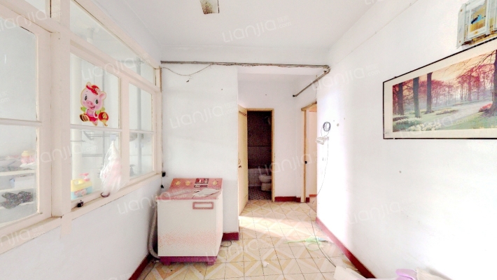 青峰机械厂家属院二手房实景图