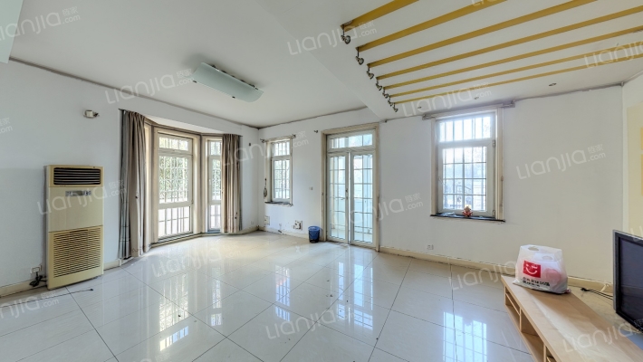 万科新城惠兰苑二手房实景图