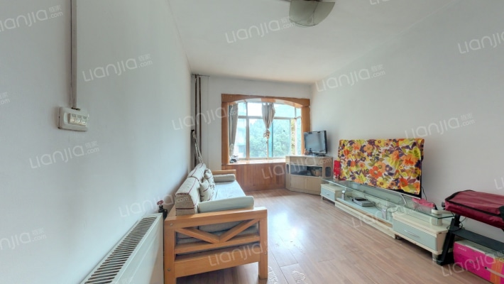 南浦路62号院二手房实景图