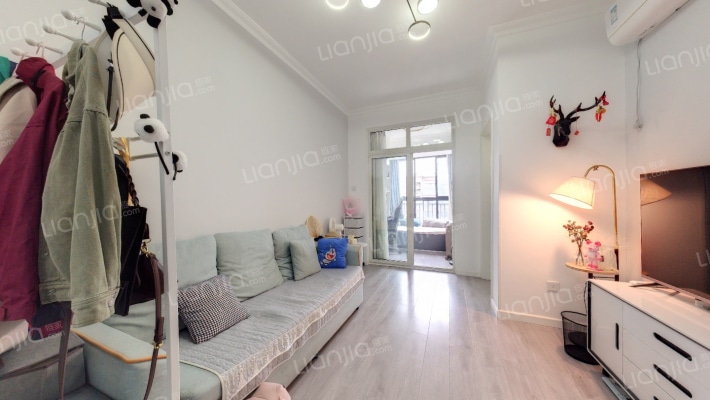 锦丽华庭二手房实景图