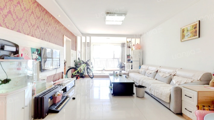 尚东绿洲三期二手房实景图