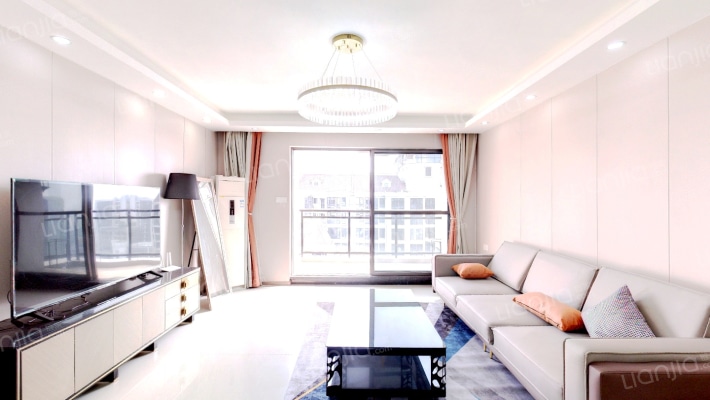 田禾塞纳河畔二手房实景图