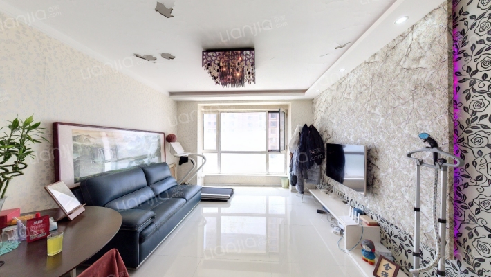 泛美华庭二手房实景图