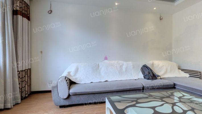 石油公司职工宿舍二手房实景图