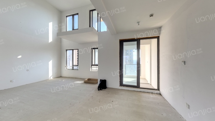 华鸿御江府江悦二手房实景图