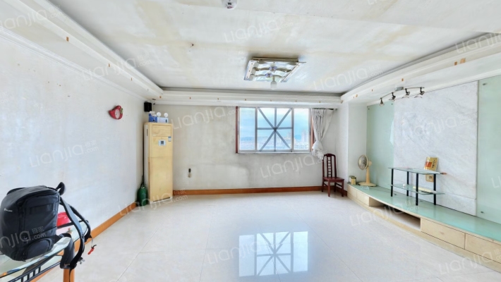 兴业大厦二手房实景图
