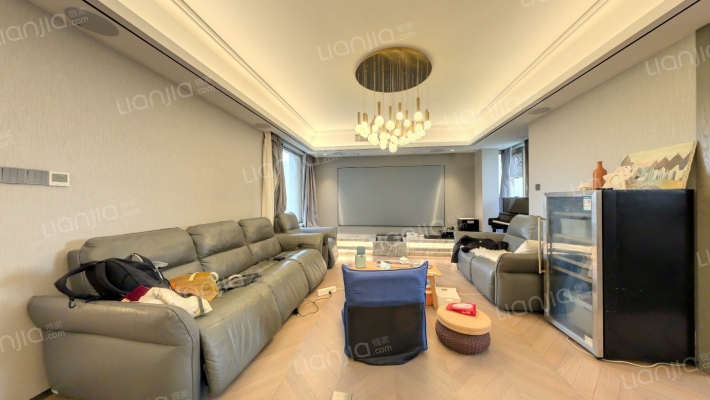 龙湖蔚澜香醍二手房实景图