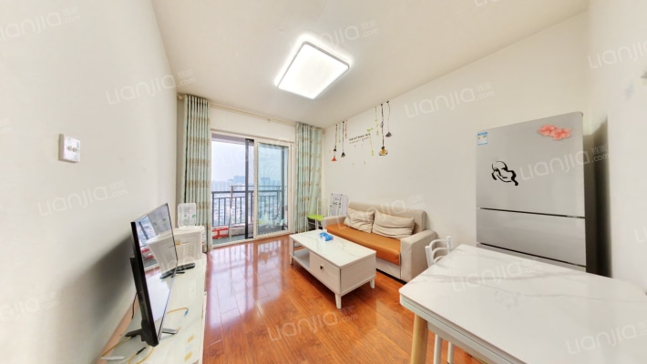 红色佳苑二手房实景图