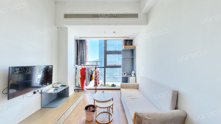 湾区一号二手房实景图