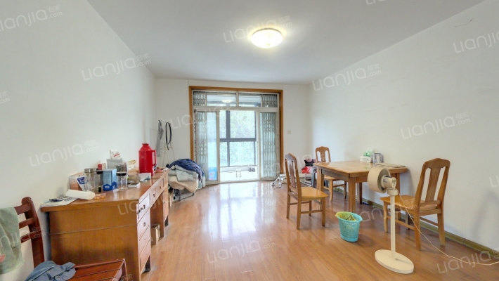 海外海名景苑二手房实景图