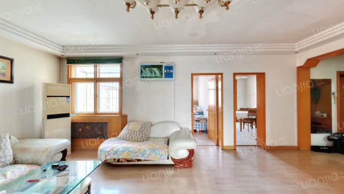 林业局宿舍二手房实景图