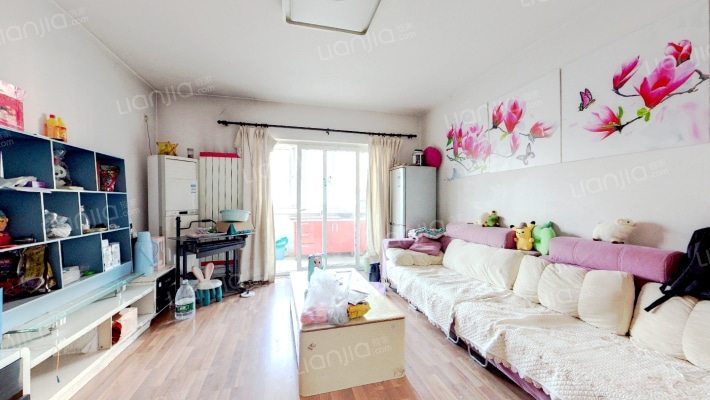 食品公司小区二手房实景图