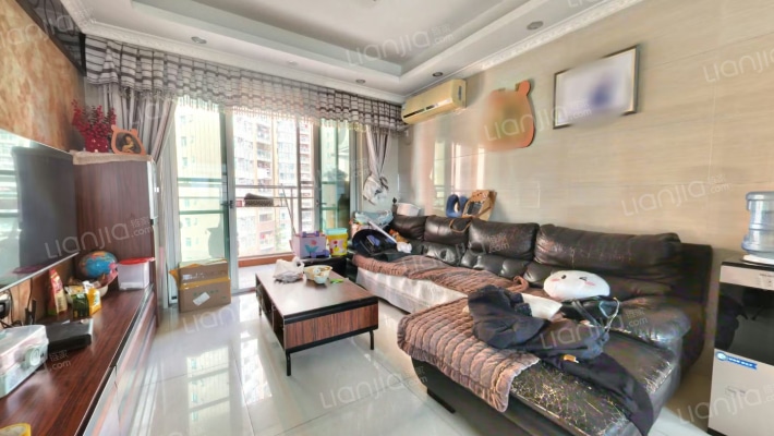 鼎盛中环银苑二手房实景图