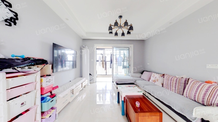 中梁天颂二手房实景图