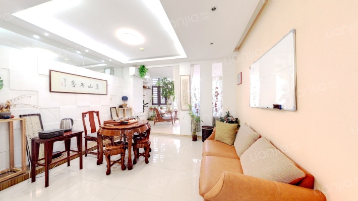 中南世纪城98街区二手房实景图