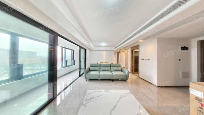 绿城春月锦庐二手房实景图