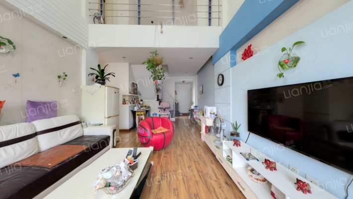 大诚畔溪苑二手房实景图