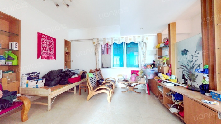 琼泰公寓二手房实景图